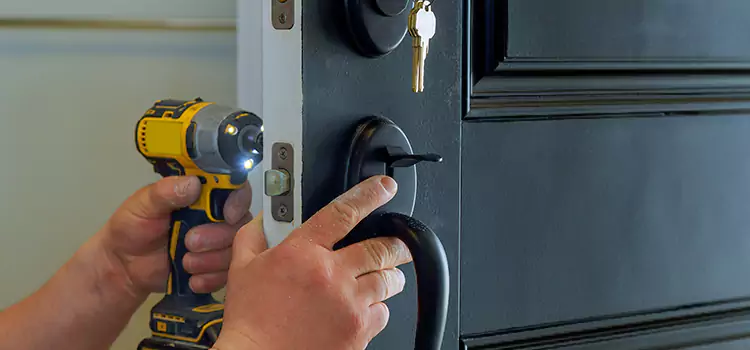 Commercial Door Lock Installation Menasha